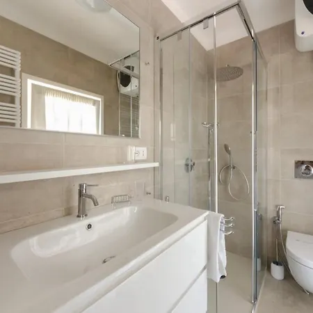 Joivy With Splendid View And Private Garden In Mulinetti Apartment Recco