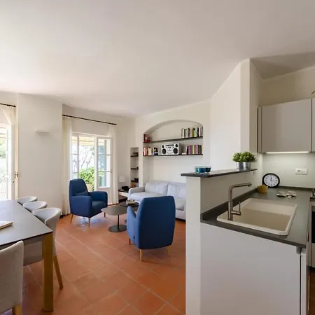 Joivy With Splendid View And Private Garden In Mulinetti Apartment *