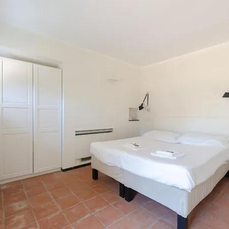 Joivy With Splendid View And Private Garden In Mulinetti Apartment *