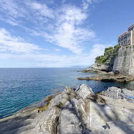 Joivy With Splendid View And Private Garden In Mulinetti Apartment Recco